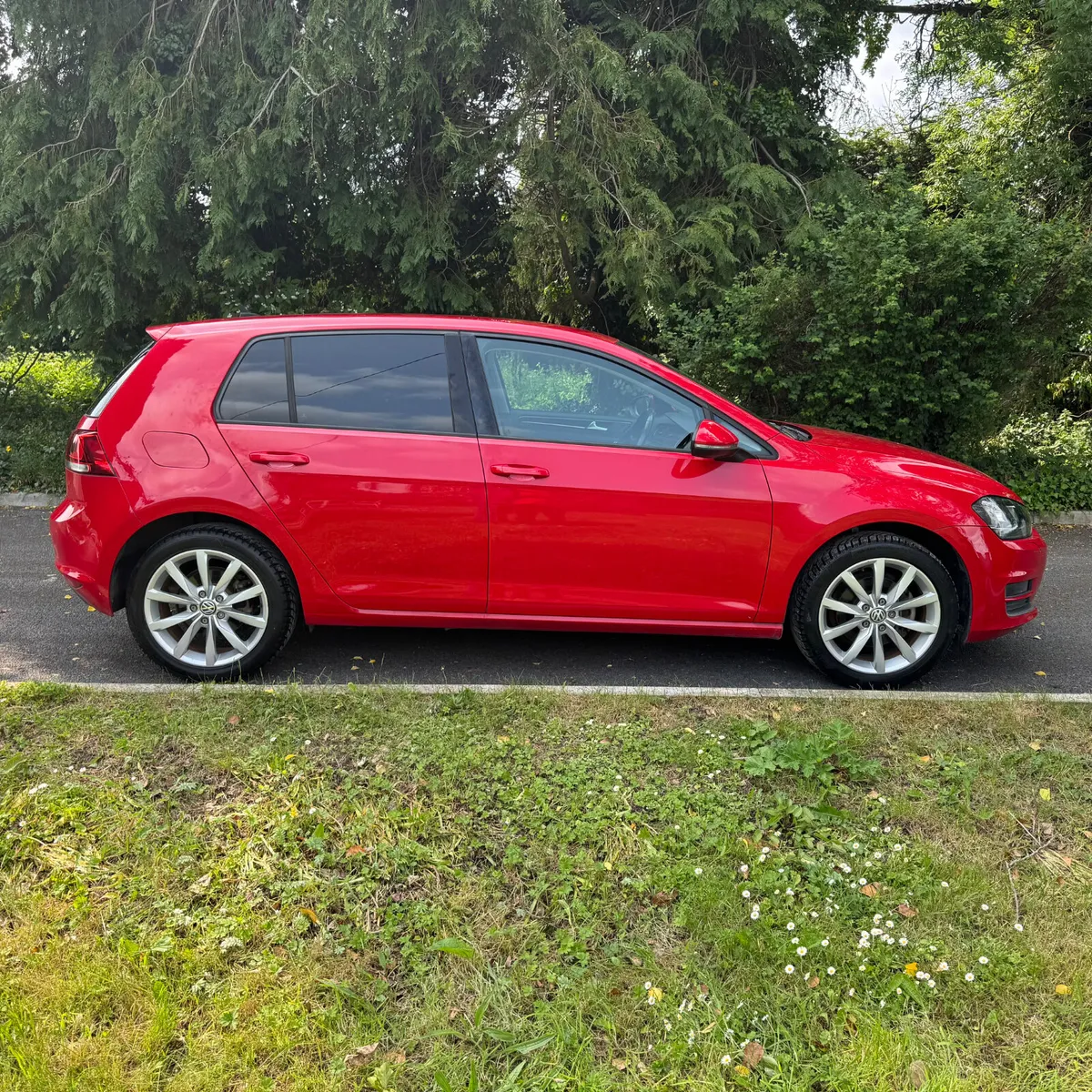 Volkswagen Golf 2015/Leather/ Electric  Seat - Image 4