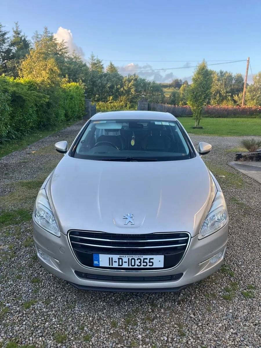 Car - Image 1