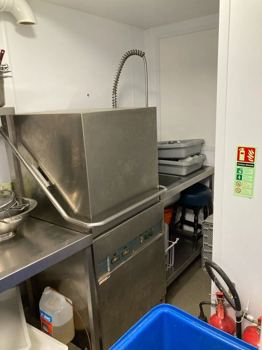 Commercial Kitchen for Sale - Image 3