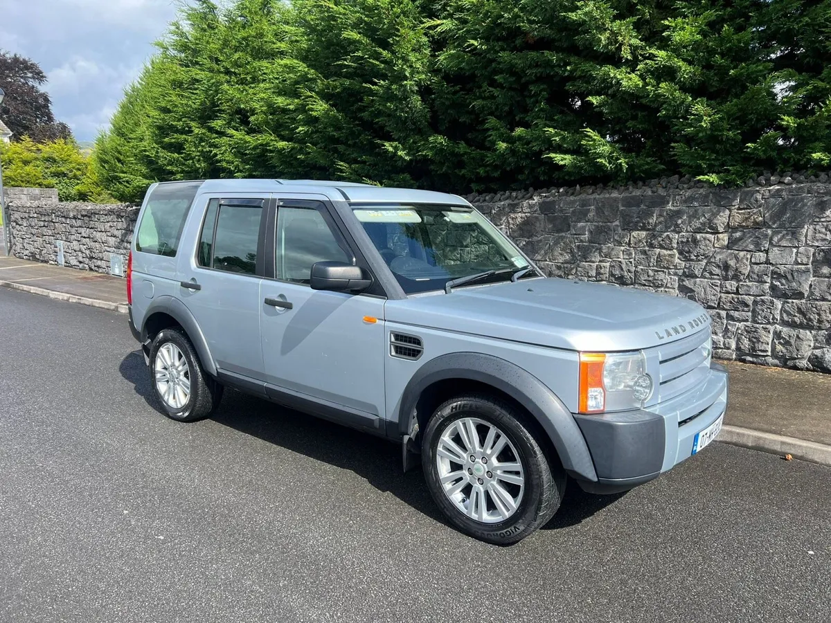 Land Rover Discovery 3900€ - Image 1