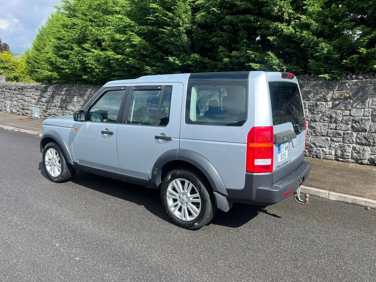 Land Rover Discovery 3900€ - Image 4