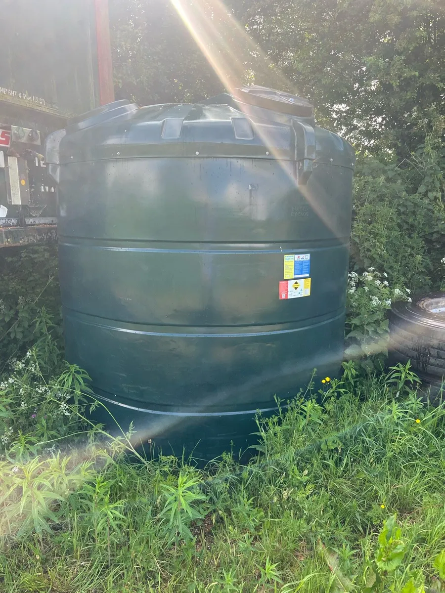 5000 double skin tank and pump - Image 1