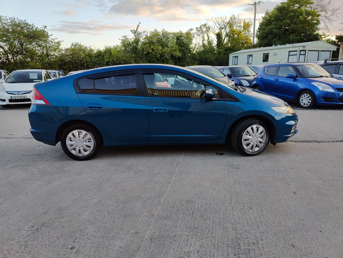 Honda Insight 2012 - Image 2