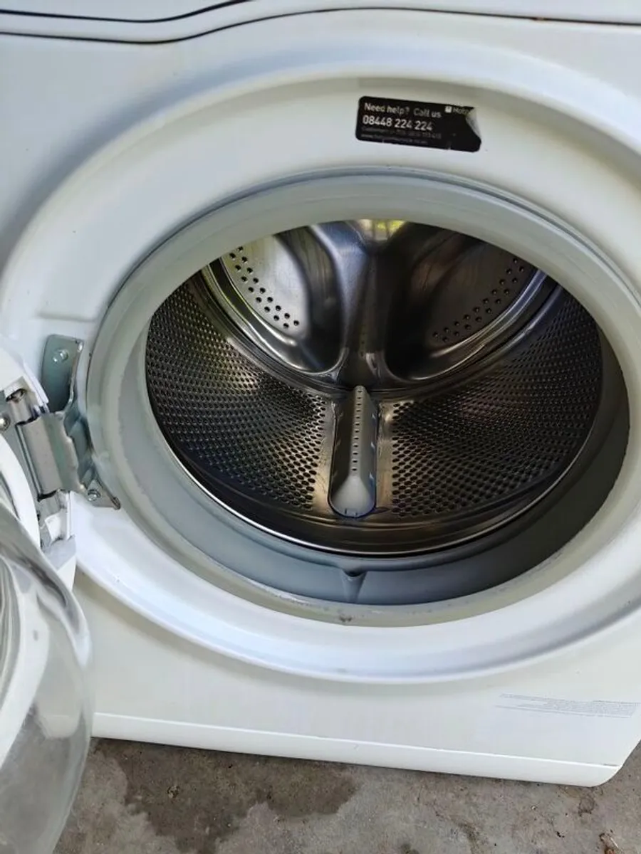Hot point washing machine - Image 2