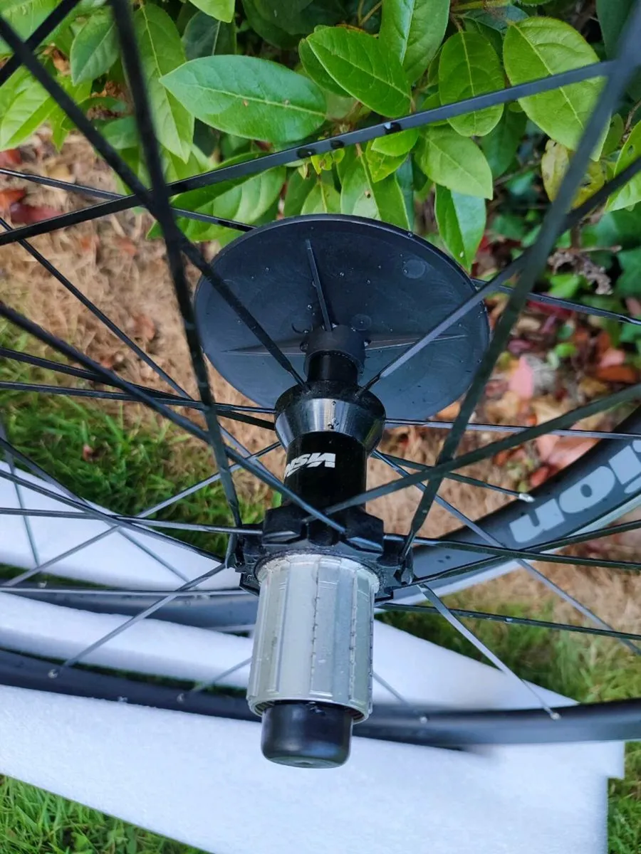 FSA Vision Team Comp SL Road Wheelset - as new. - Image 2