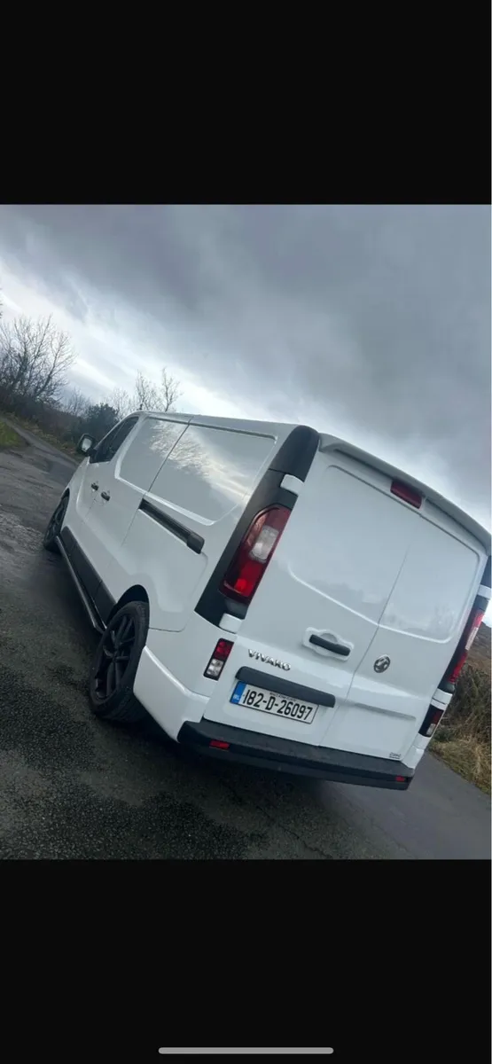 Van - Image 2