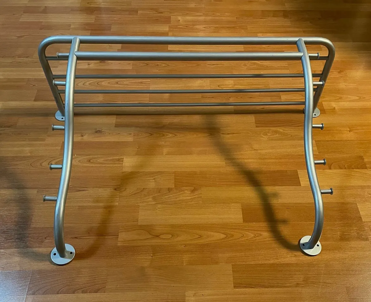 Gray metal coat rack - Image 3