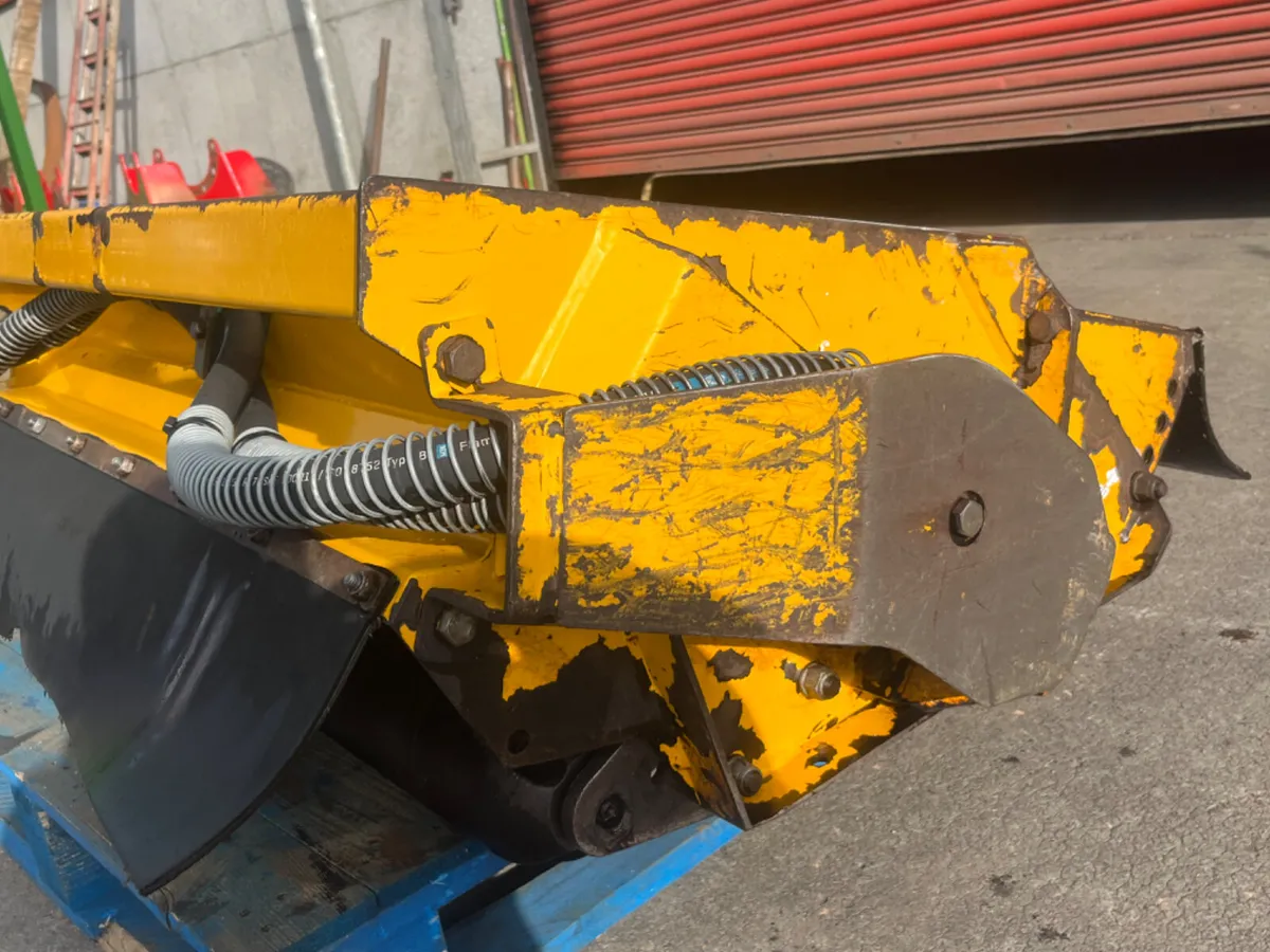 2021 McConnel tuff cut head - Image 2