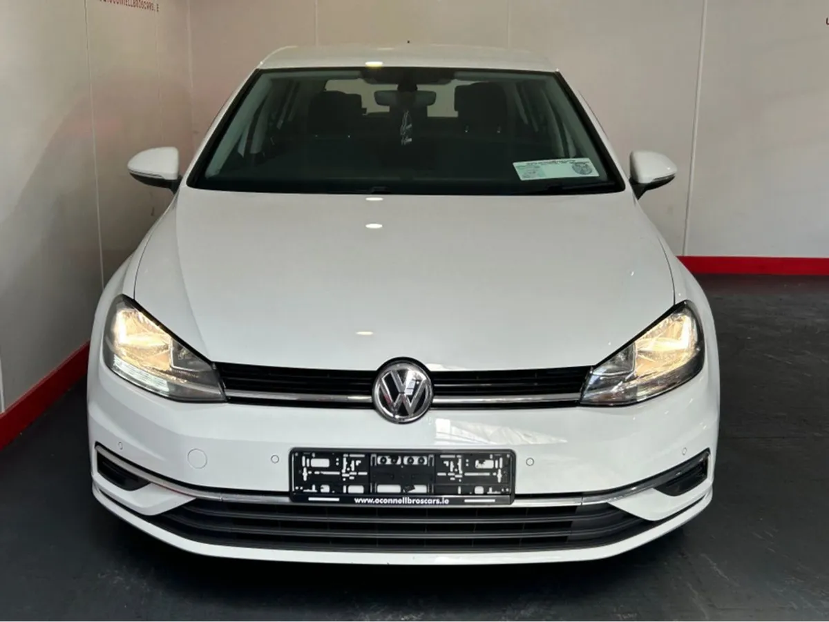 Volkswagen Golf 1.6 TDI SE NAV Bluemotion 115PS 5 - Image 4