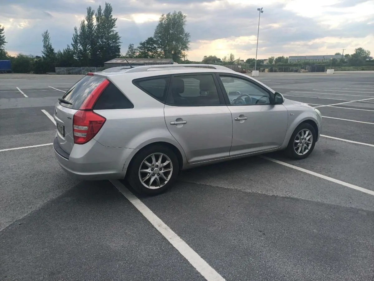 08 Kia ceed estate 1.6d nct 29/11/25 cheap tax - Image 4