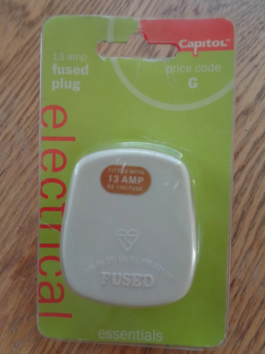 13 AMP Fused Plug Top for Sale - Image 1