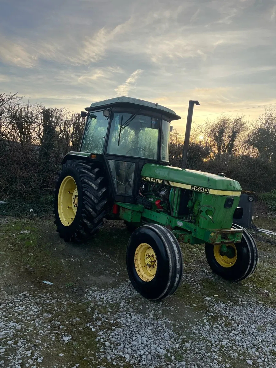 John Deere 2650 - Image 1
