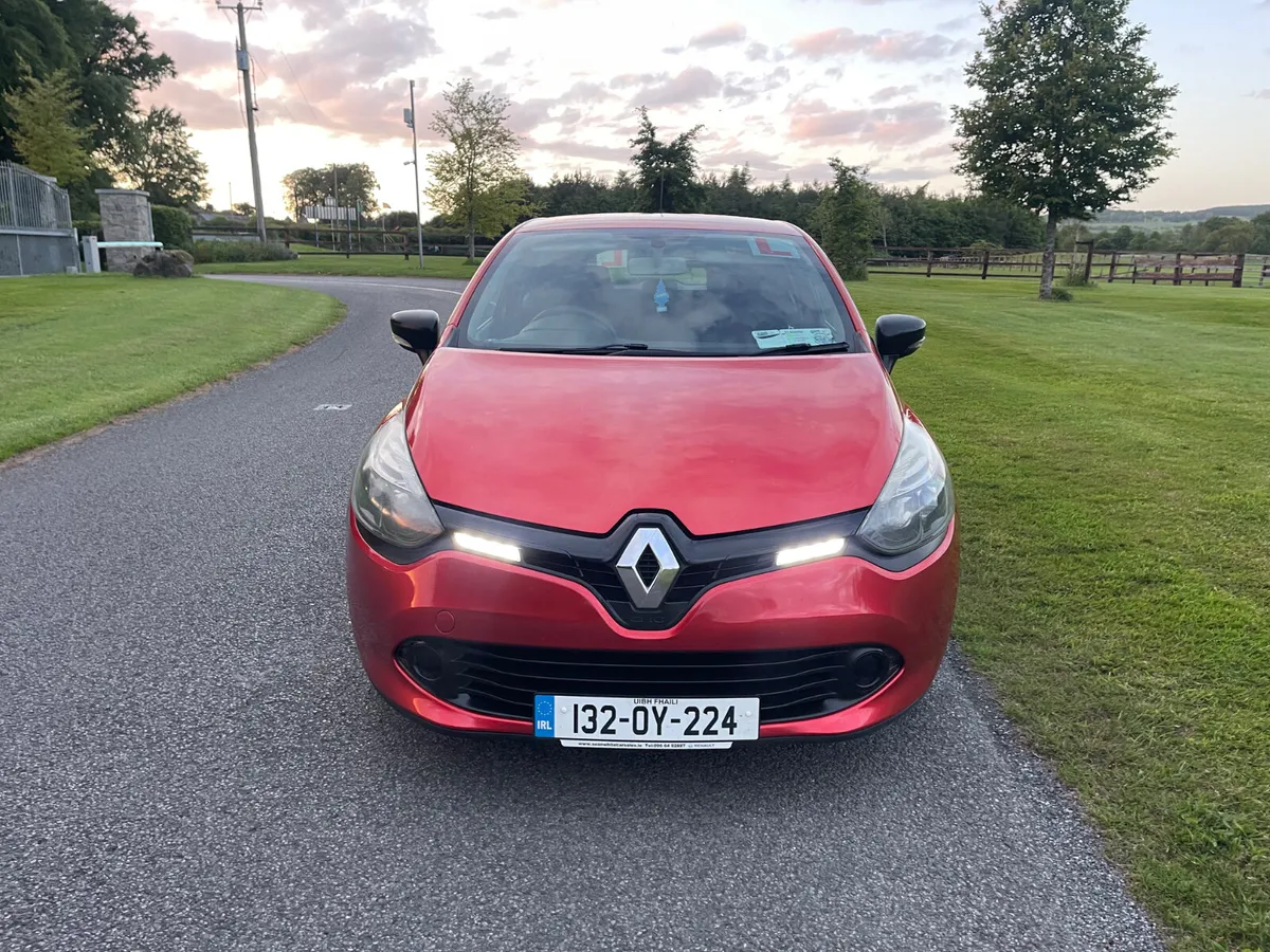 Renault Clio 2013 - Image 2