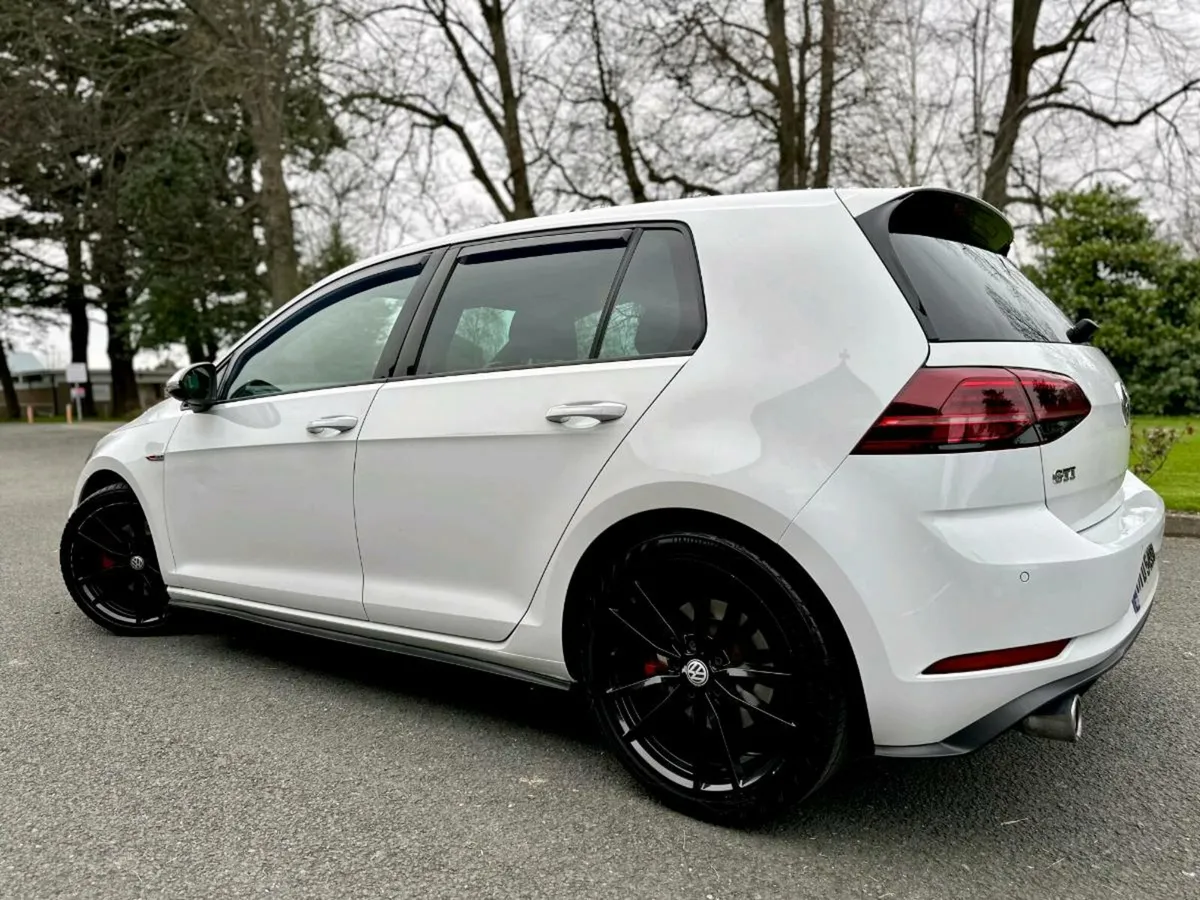 2017 AUTOMATIC GOLF GTI MK7.5 DSG NEW NCT - Image 4