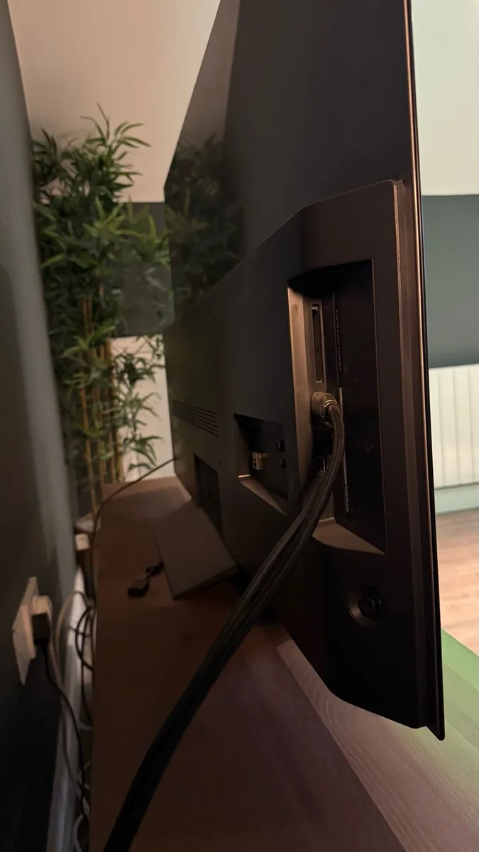 LG OLED 55” - Image 4