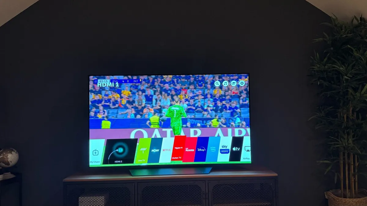 LG OLED 55” - Image 2