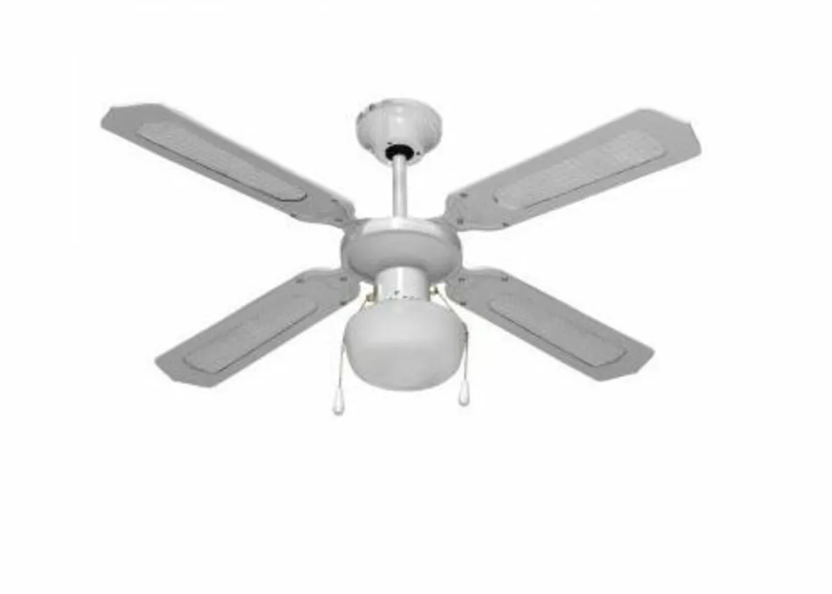 Kitchen Ceiling Fan with Light. - Image 2