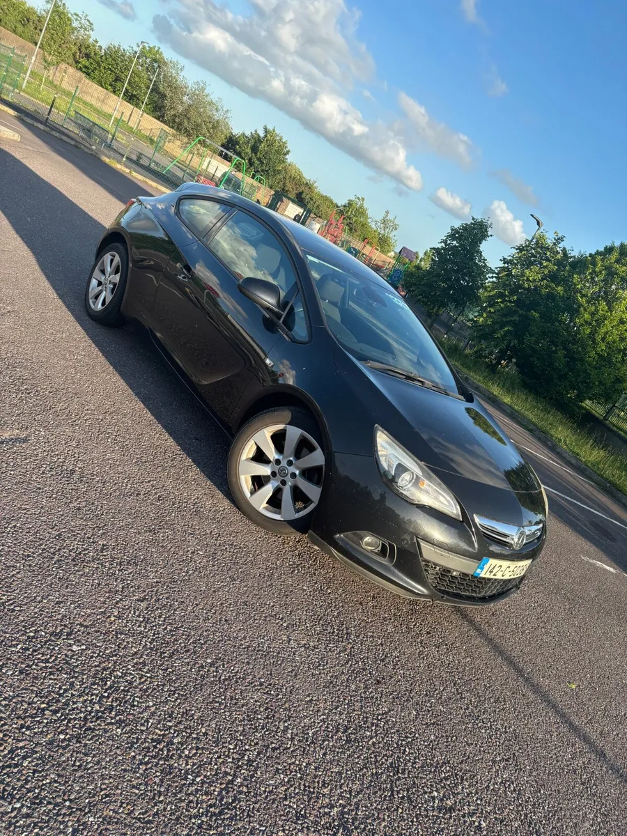 Vauxhall Astra 2014 NCT 04/26 LOW MILEAGE - Image 1