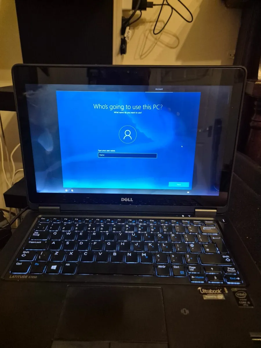 Dell E7250 touchscreen laptop