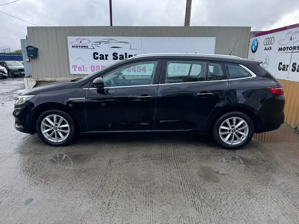 182 Renault Megane 1.5D 110 DYNAMIQUE NAV ESTATE - Image 3