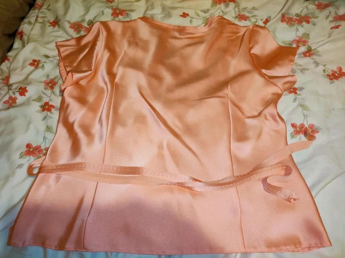 LADY H DESIGNER, New Soft Satin Slip Over Blouse ! - Image 3