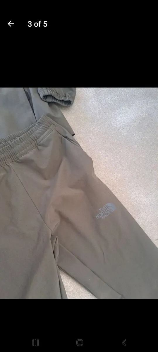 North Face boys Khaki Tracksuit XL new - Image 2