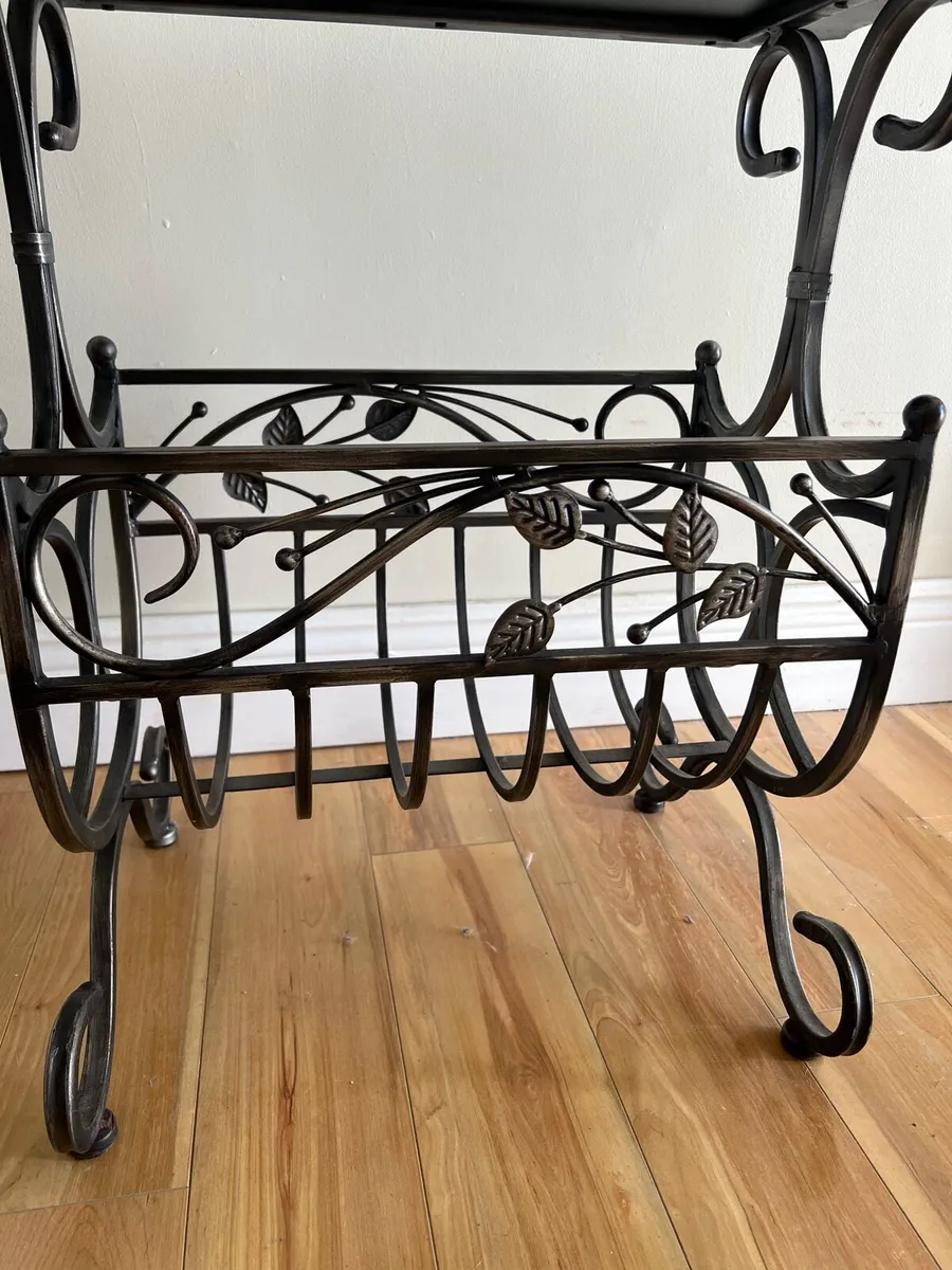 MINDY BROWN LAMP/MAGAZINE TABLE - Image 4
