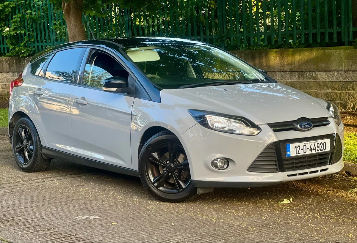 2012 Ford Focus Zetec | NCT 04/26! Tax 02/26! - Image 1