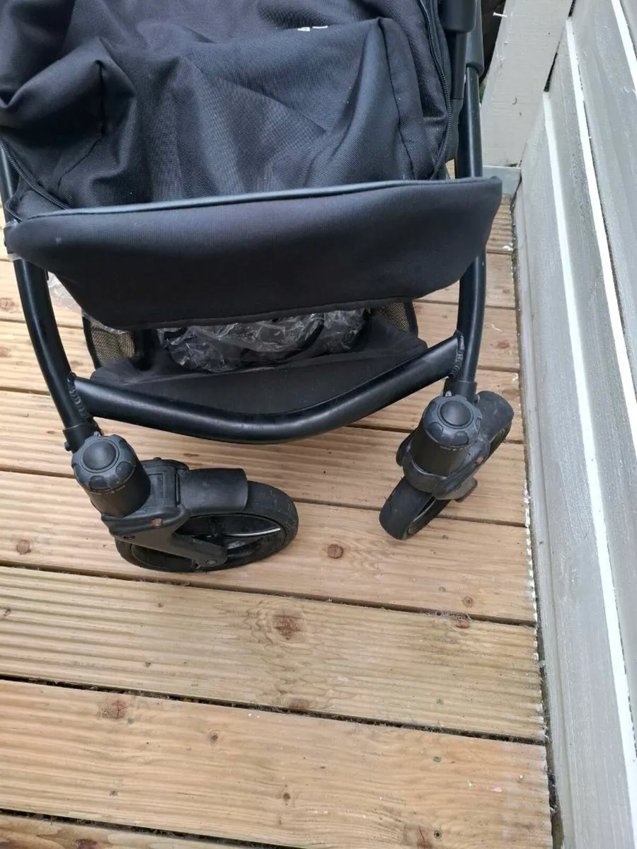 Pram - Image 4