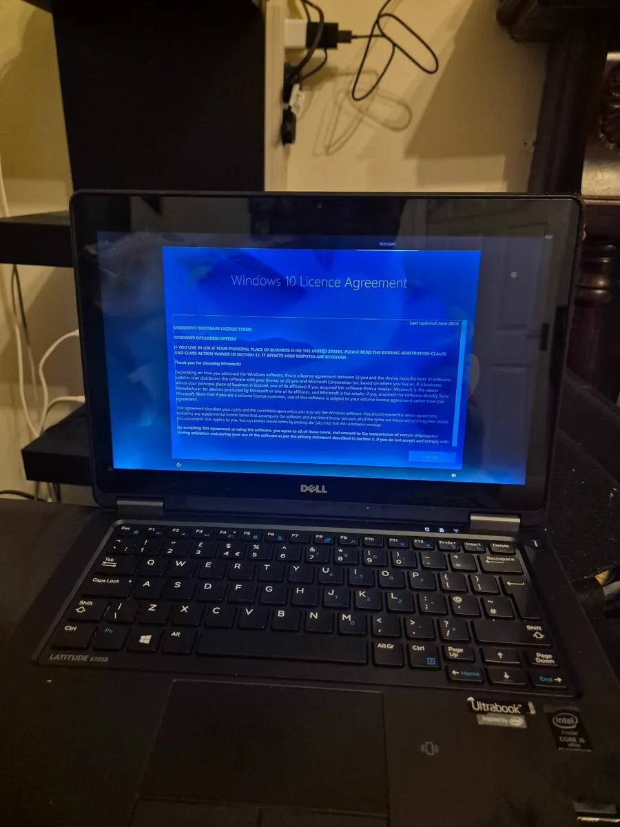 Dell laptops E7250 touchscreen  bundle - Image 2