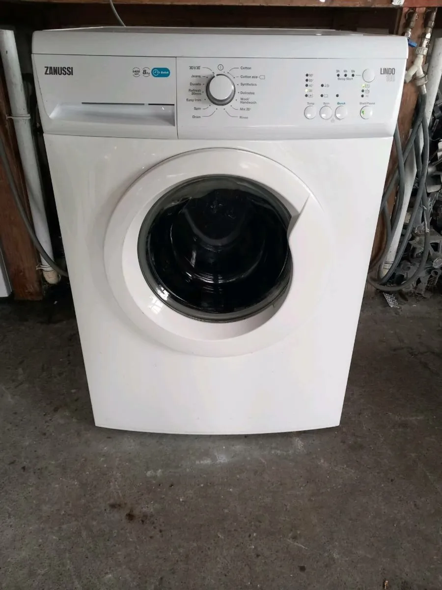 Zanussi 8kg washing machine 1400 spin - Image 1