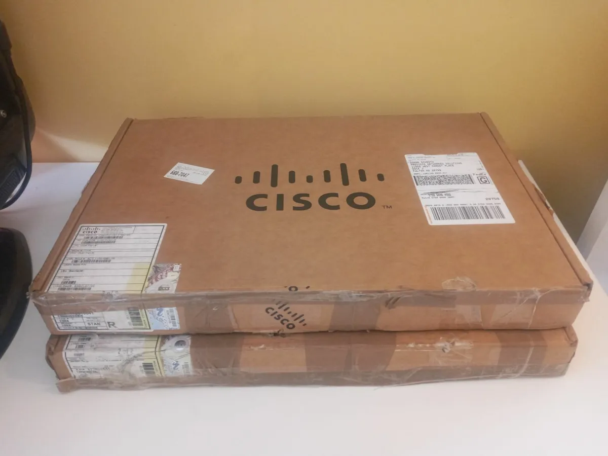 Delivery 2 x Cisco Rackmount Kit ACS-1100-RM1-19 - Image 1