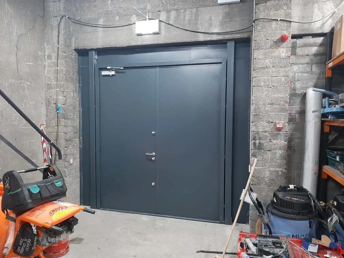 Roller shutter and doors - Image 2