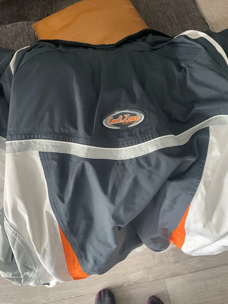 Sking Gear - Image 1