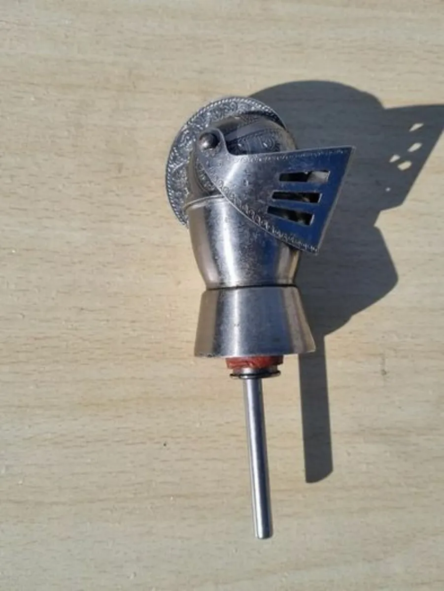Vintage Medieval Knight Helmet bottle stopper - Image 3