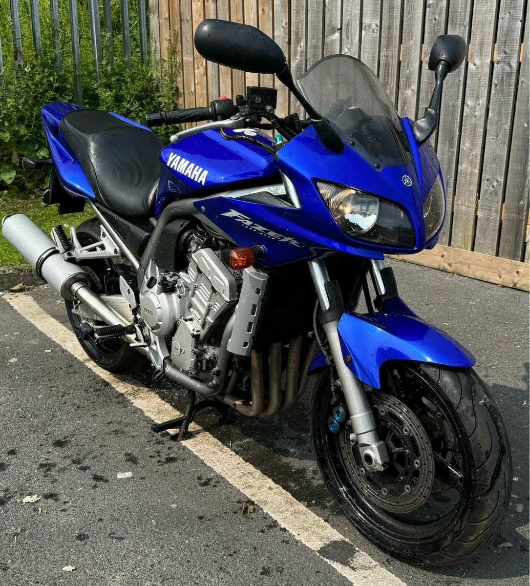 2002 YAMAHA FZS 1000 FAZER - Image 1