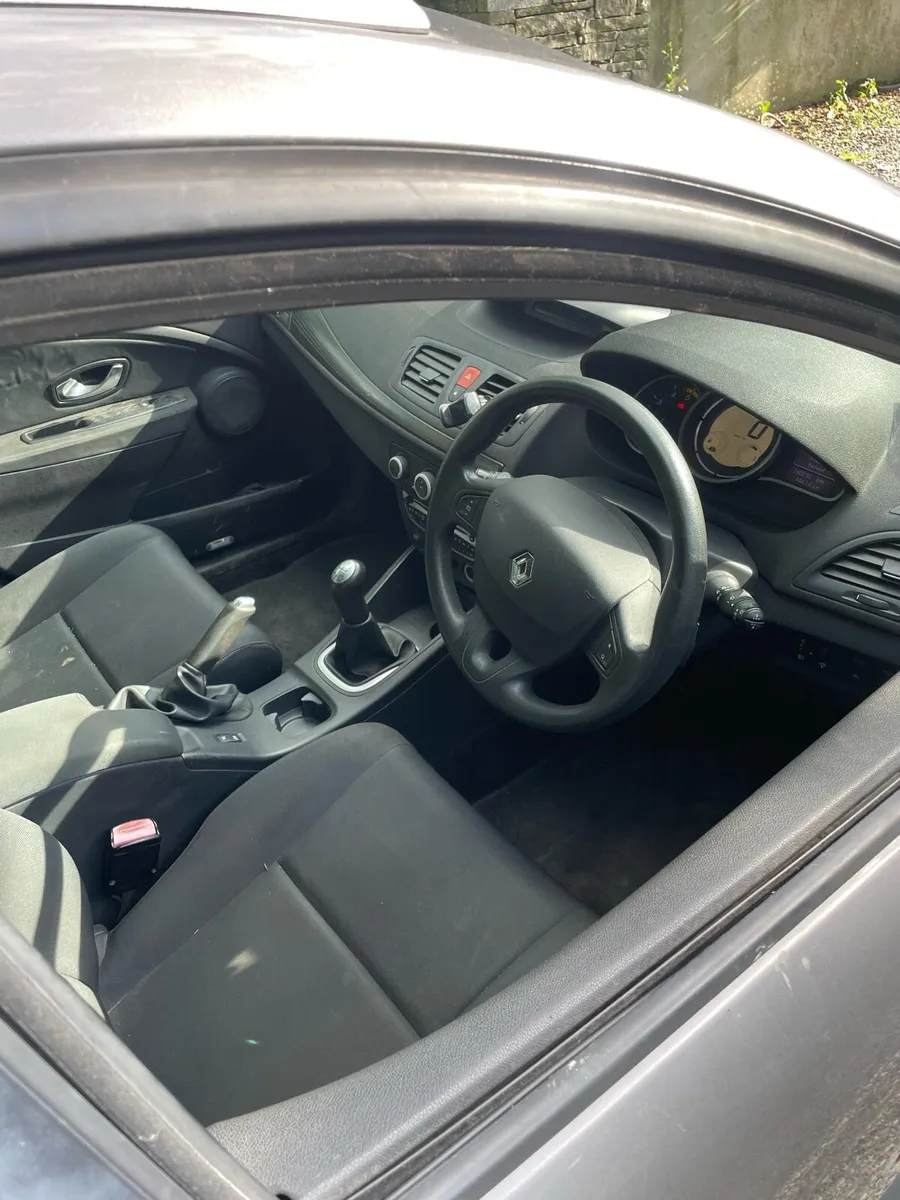 Megane - Image 3