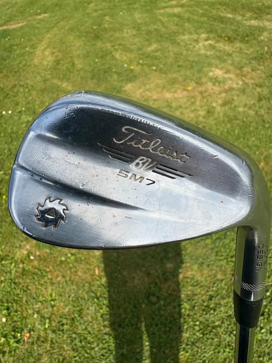Titleist Vokey SM7 wedge - Image 1