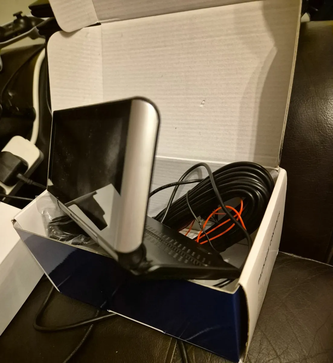 Multimedia player & reverse Camera - Image 4