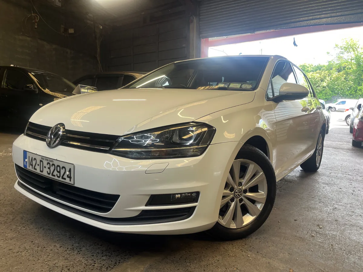 Volkswagen Golf 2014 automatic - Image 2