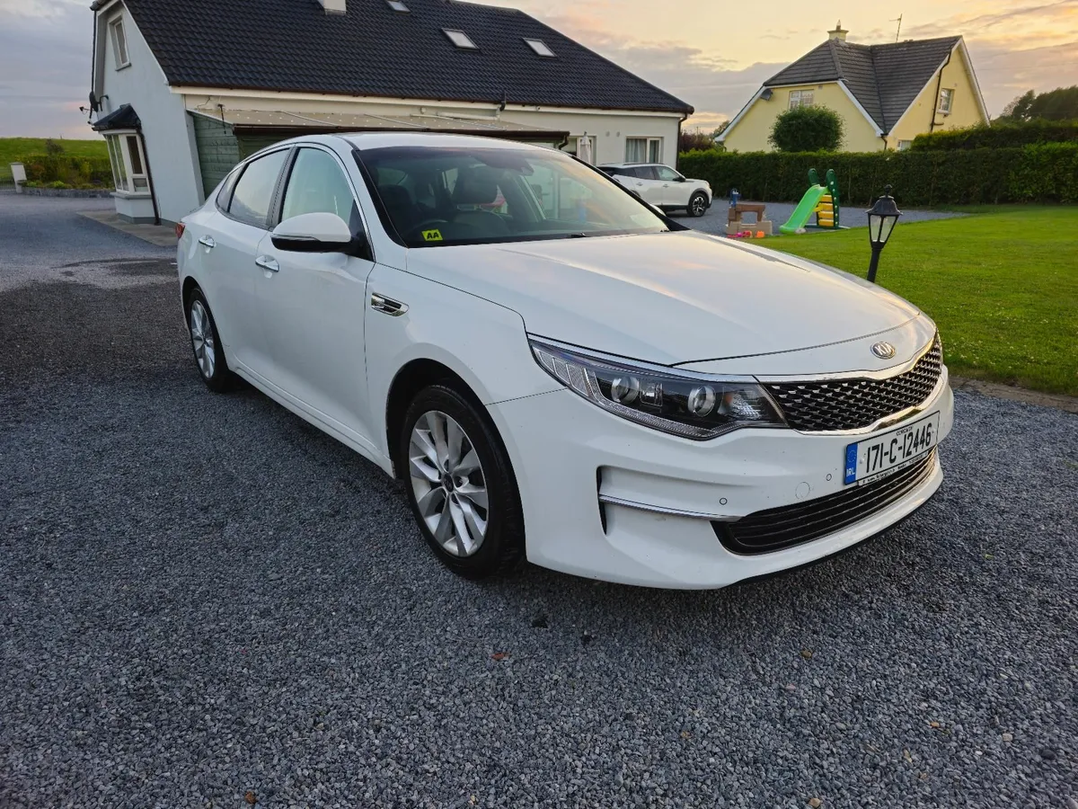 Kia Optima 2017 Ex Line - low mileage - Image 4