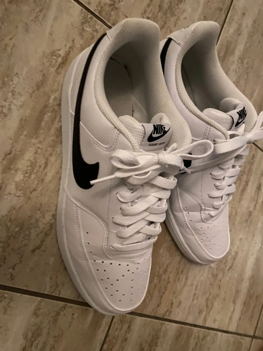 Nike Trainers/Tennis shoes - new, size 10 - Image 2