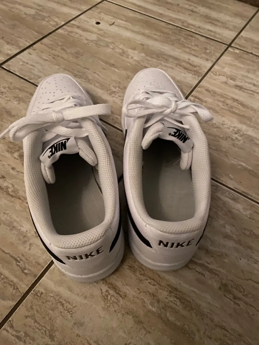 Nike Trainers/Tennis shoes - new, size 10 - Image 4