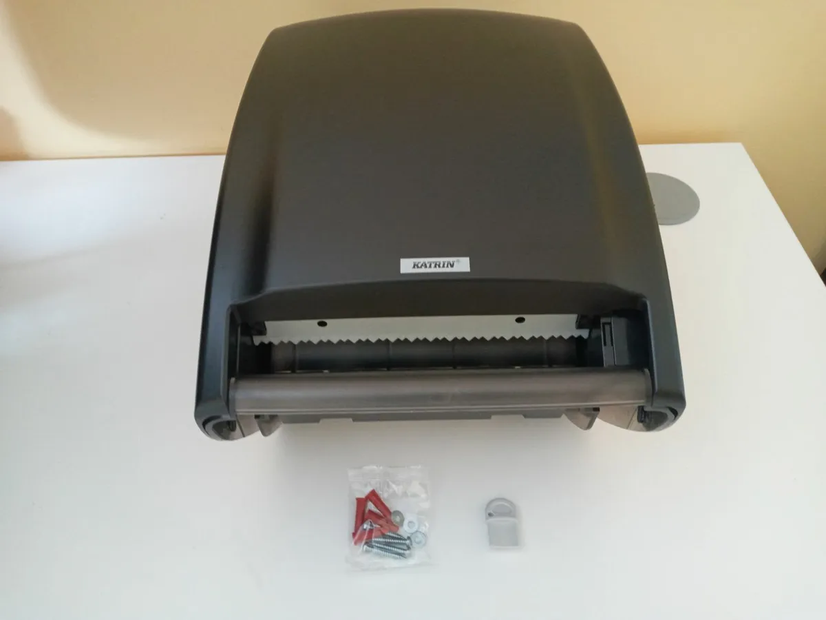 Delivery - Automatic Hand Towel Dispenser NEW - Image 4
