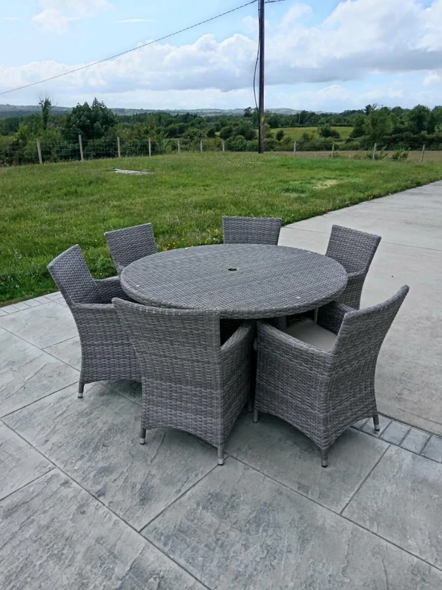 Garden Furniture - Image 1