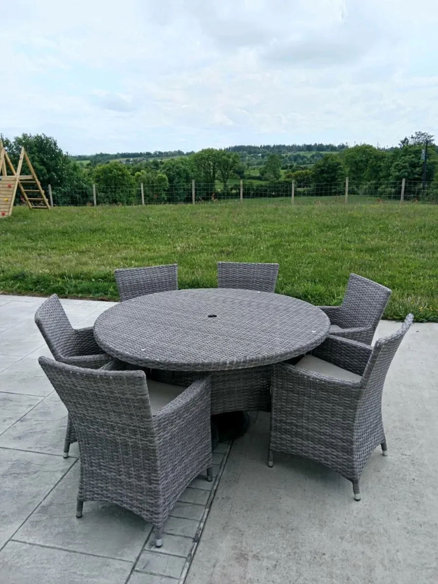 Garden Furniture - Image 2