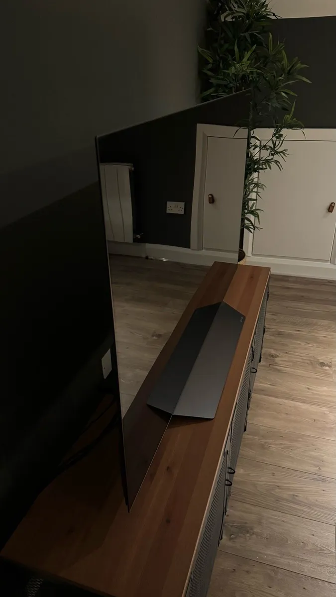 LG OLED 55” - Image 1