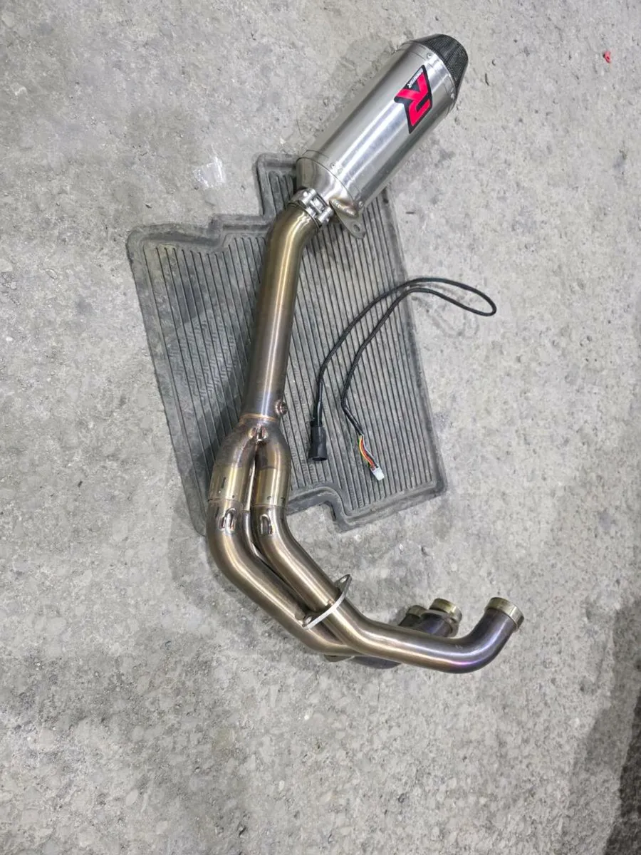 YAMAHA MT 09 Full Exhaust Dominator HP3 - Image 2