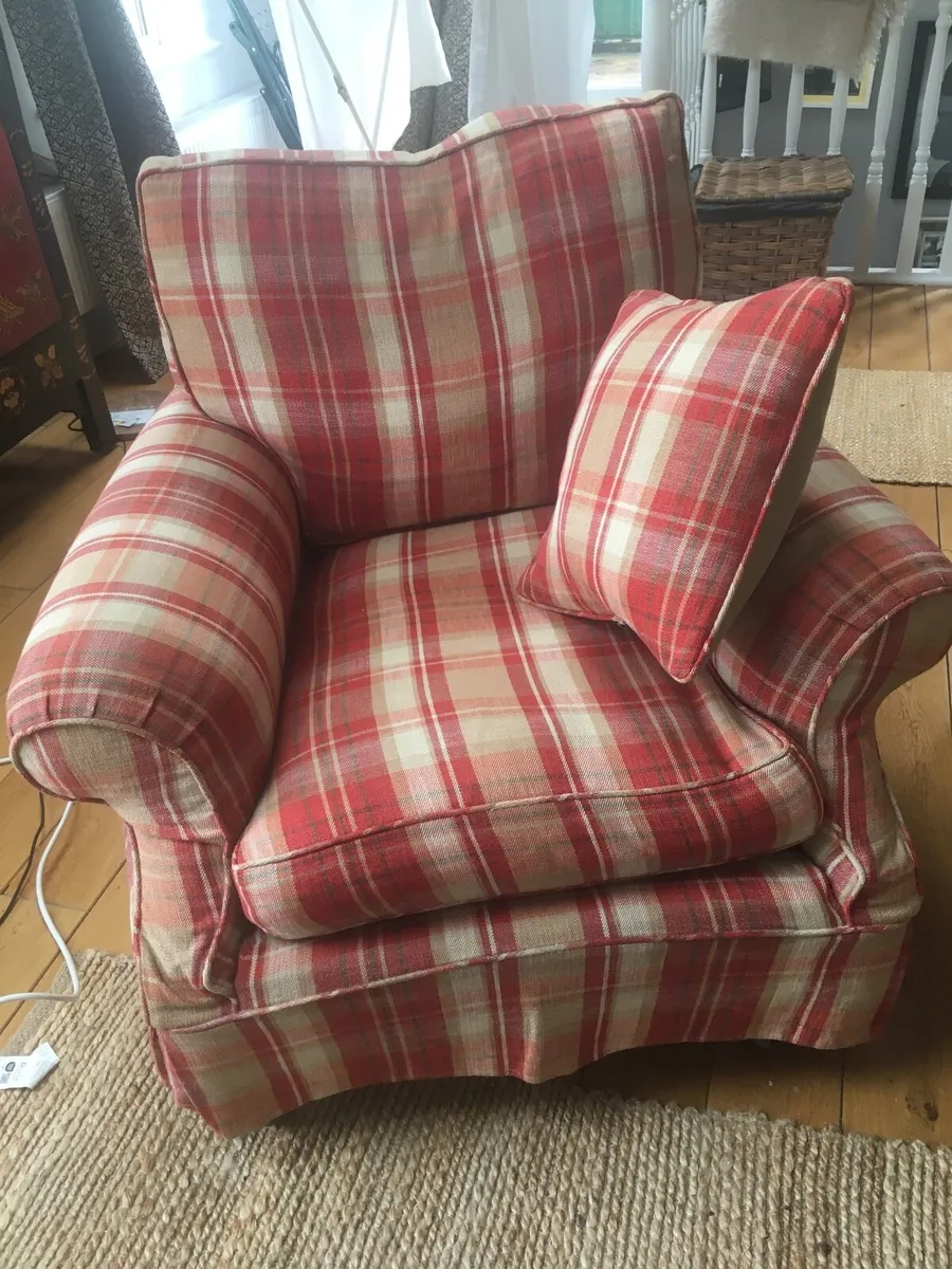 Armchair - Image 2