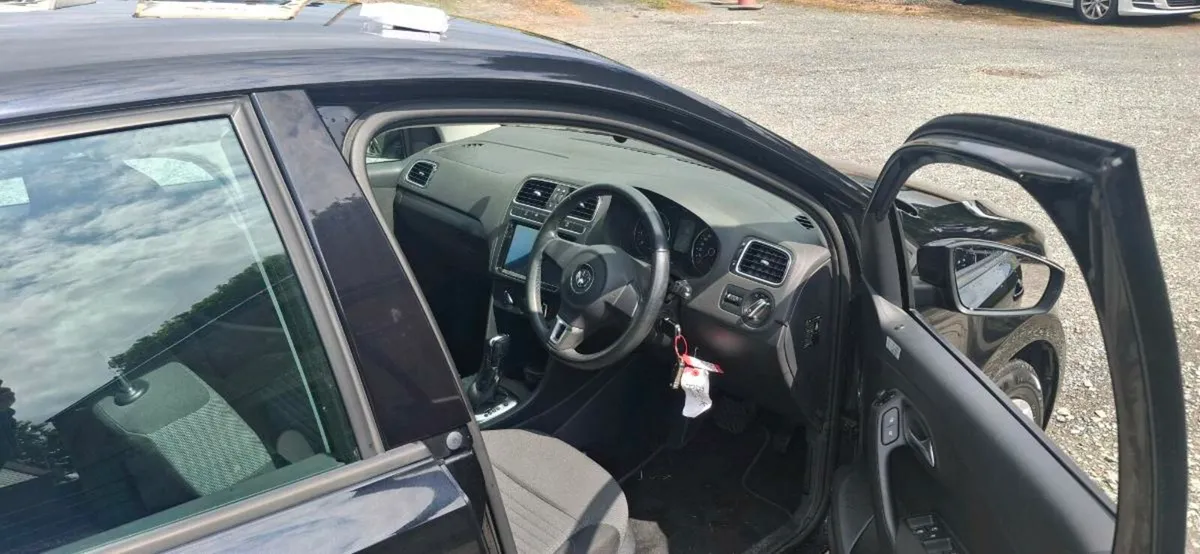 VW Polo 2013 1.2 DSG 49400 km - Image 3